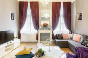 Cosmopolitan Central Prague Apartment